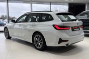 BMW Seria 3 Touring 320i Sport Line aut