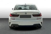 BMW Seria 3 330e xDrive M Sport