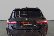 BMW Seria 3 Touring 320d xDrive M Sport