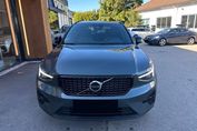 Volvo XC40 B4 Plus Dark