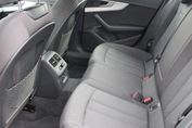 Audi A4 35 TFSI mHEV S tronic