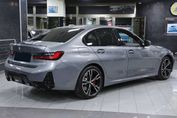 BMW Seria 3 330i xDrive M Sport