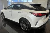 Lexus RX 350h Omotenashi