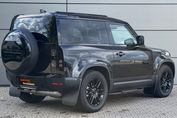 Land Rover Defender D250 S