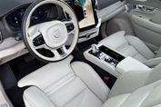 Volvo XC90 T8 AWD Plug-In Hybrid Ultra Bright