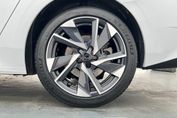 Peugeot 308 Allure 1.6 Hybrid e-EAT8