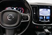 Volvo XC60 D4 Momentum Pro