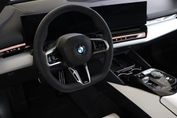 BMW Seria 5 520i M Sport