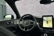 Volvo XC60 T8 Plug-In Hybrid AWD Ultra Dark