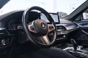 BMW Seria 5 520d xDrive M Sport