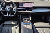 BMW Seria 5 520d xDrive mHEV M Sport aut