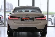 BMW Seria 3 330i M Sport sport-aut