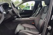 Volvo XC60 B5 B AWD Plus Dark aut