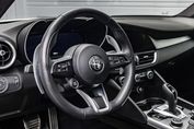 Alfa Romeo Giulia Turbo Veloce Q4 aut