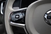 Volvo V90 T6 AWD Plug-In Hybrid Ultra Dark