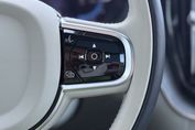 Volvo XC60 T6 Plug-In Hybrid AWD Plus Dark aut
