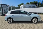 Volkswagen Golf Life Plus 1.5 eTSI mHEV DSG