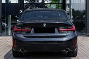 BMW Seria 3 330i xDrive M Sport