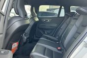 Volvo V60 D4 R-Design