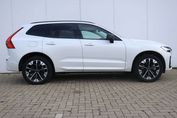 Volvo XC60 T6 Plug-In Hybrid AWD Ultra Dark