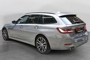 BMW Seria 3 330i xDrive sport-aut