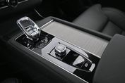 Volvo XC90 T8 AWD Plug-In Hybrid Ultra Dark 7os