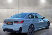 BMW Seria 3 330i xDrive M Sport