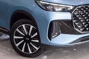 Chery TIGGO 8 Comfort 1.5 T-GDI Super Hybrid DCT