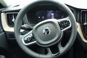 Volvo XC60 T6 Plug-In Hybrid AWD Plus Dark