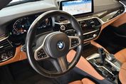 BMW Seria 5 530i xDrive Luxury Line