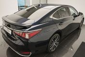 Lexus ES 300h Business Edition 2.5 E-CVT