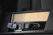 Volvo XC60 B5 B AWD Plus Dark aut
