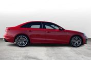Audi A4 40 TFSI mHEV quattro S Line S tronic