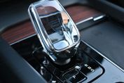 Volvo XC60 T8 Plug-In Hybrid AWD Ultra Dark