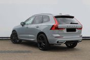 Volvo XC60 B5 AWD Ultra Black Edition