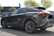 Lexus RX 450h+ Omotenashi
