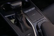Lexus UX 250h Business Edition 2WD