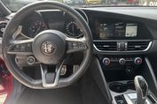 Alfa Romeo Giulia Sprint 2.0 Turbo  aut