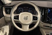 Volvo XC60 B4 D Momentum