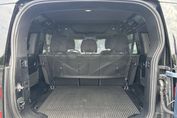 Land Rover Defender 130 3.0 D250 mHEV X-Dynamic SE