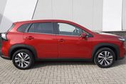 Suzuki S-Cross 1.4 SHVS Elegance 4WD