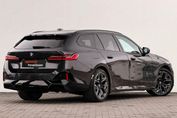 BMW Seria 5 Touring 520d xDrive M Sport