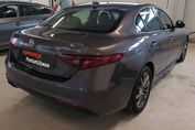 Alfa Romeo Giulia 2.0 Turbo Super aut