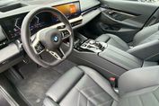 BMW Seria 5 520i mHEV M Sport aut