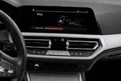 BMW Seria 3 318i Advantage sport-aut