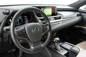 Lexus ES 300h Business Edition +