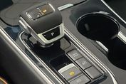 Forthing U-Tour 1.5 DVVT GDI HEV E-CVT