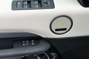 Land Rover Discovery D250 Dynamic SE