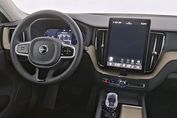 Volvo XC60 B5 B AWD Plus Dark aut