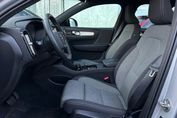 Volvo XC40 B3 B Plus Dark